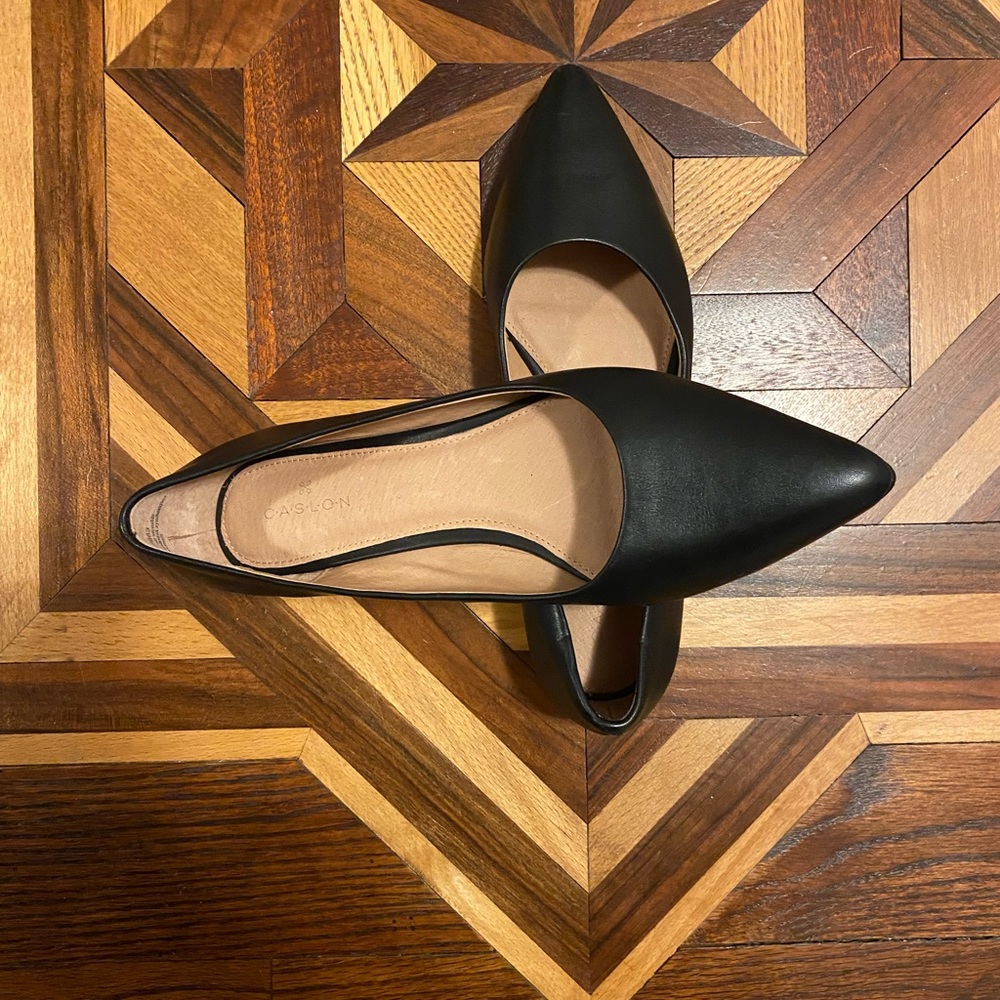 BLACK FLATS- Never worn